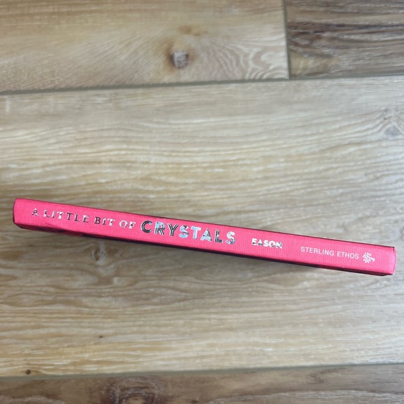 A Little Bit Of Crystals An Introduction To Crystal Healing by Cassandra Eason - Picture 9 of 14